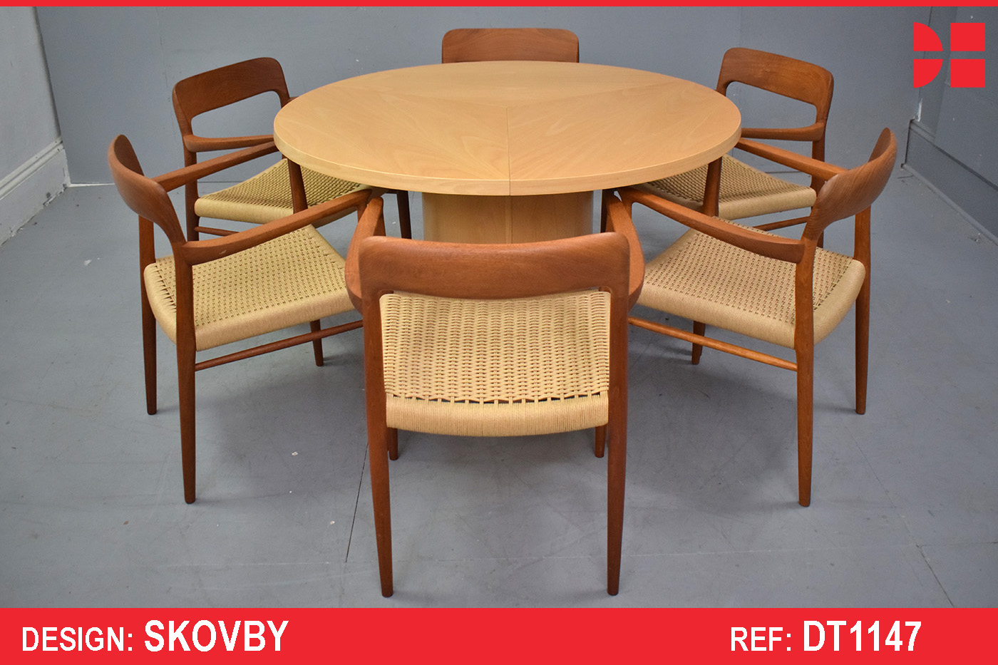 Beech model SM33 'Butterfly' dining table produced by Skovby