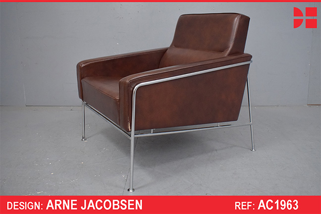 Arne Jacobsen airport armchair model 3300 | brown leather 