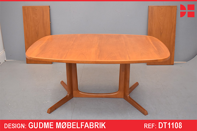 Vintage teak dining table with 2 extra leaves | Gudme Mobelfabrik  