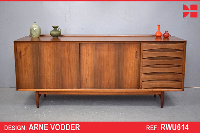 Model OS29 sideboard in vintage rosewood by Arne Vodder