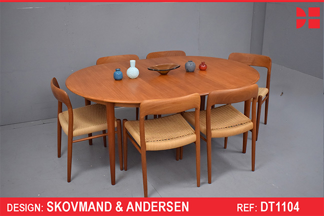 Vintage teak round dining table - Skovmand & Andersen