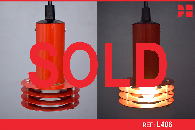 Vintage pendant light with 4 disk diffuser | Red