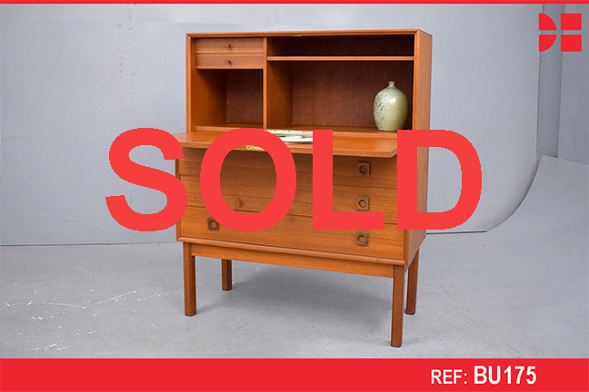 Vintage teak bureau with locking writing desk | 1960s Design