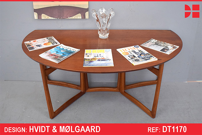 Hvidt & Molgaard design gateleg dining table in vintage teak | Model 20/59