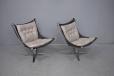 Pair of vintage falcon chairs in new grey leather produced 1971 by Vante Norway