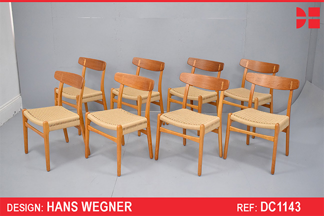 Vintage beech CH23 dining chairs design by Hans Wegner | Set of 8