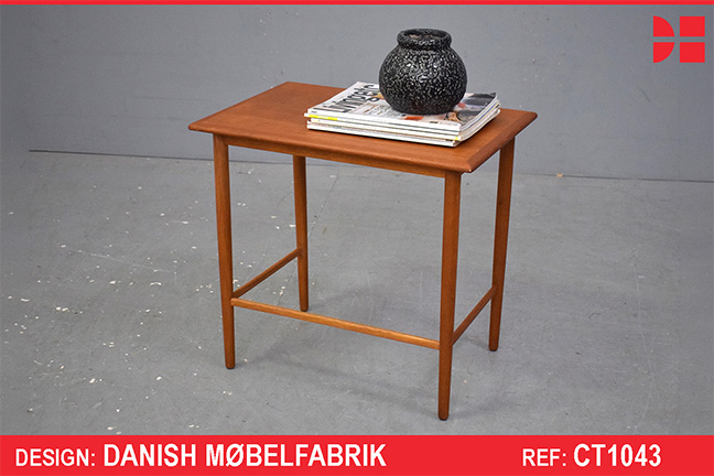 Vintage teak & oak side table by Danish Mobelfabrik